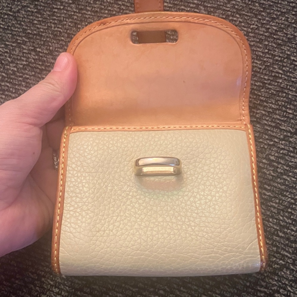 Vintage Dooney & Bourke wallet  All-Weather Leather collection pebbled leather - Picture 3 of 12